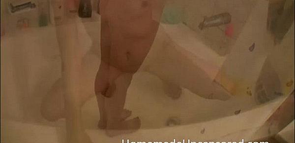  My GF swallow after shaved pussy in the bathtub